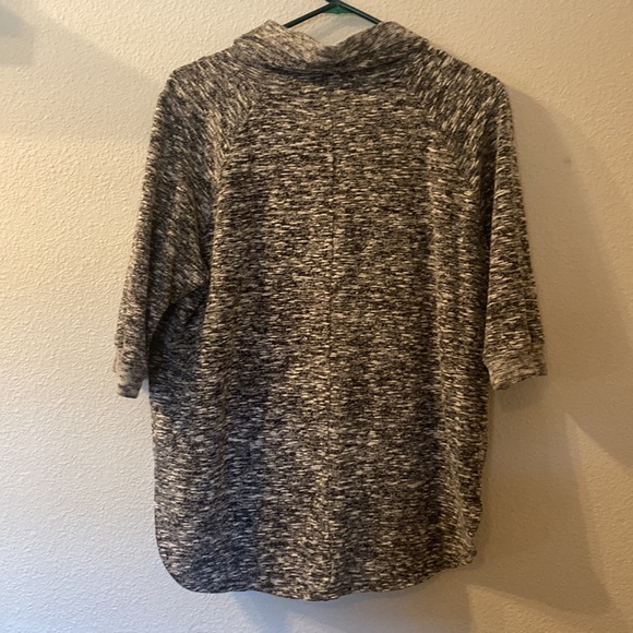 Neesha cowl neck short sleeve sweater size large - Picture 5 of 5